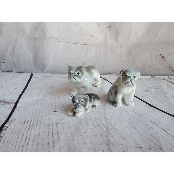 Vintage Miniature English Bull Dog Figurines Set Of 3 Porcelain Japan - Picture 1 of 8